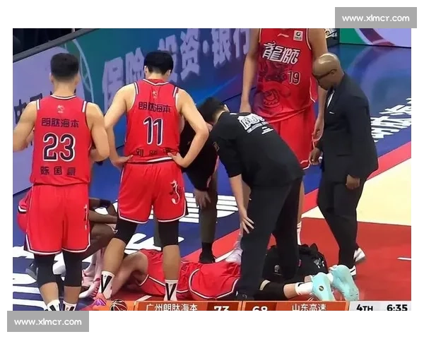 郭艾伦与保罗对决谁更胜一筹两位篮球巨星的巅峰较量解析